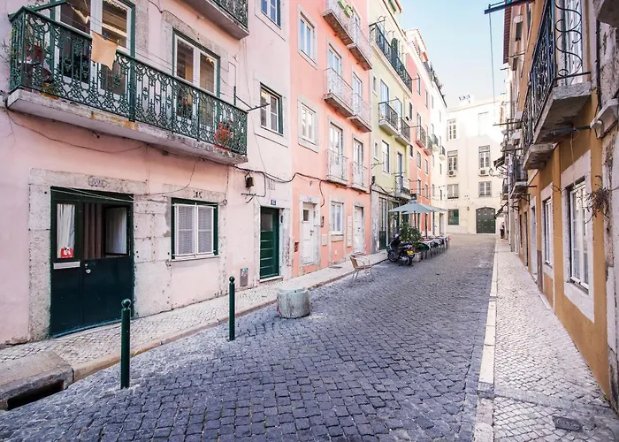 Center - Chiado - Heart Of *